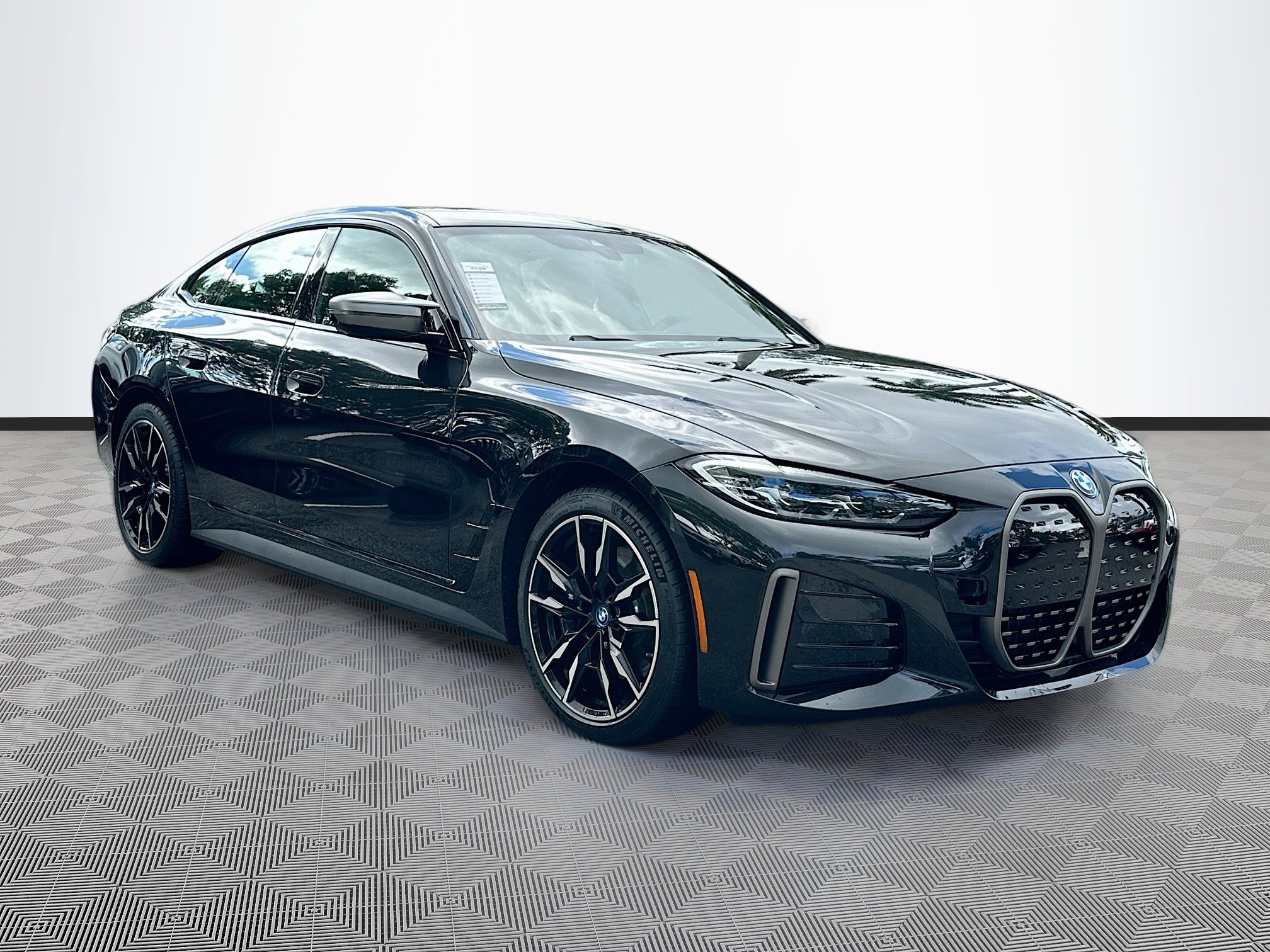 2024 BMW i4 M50's photo