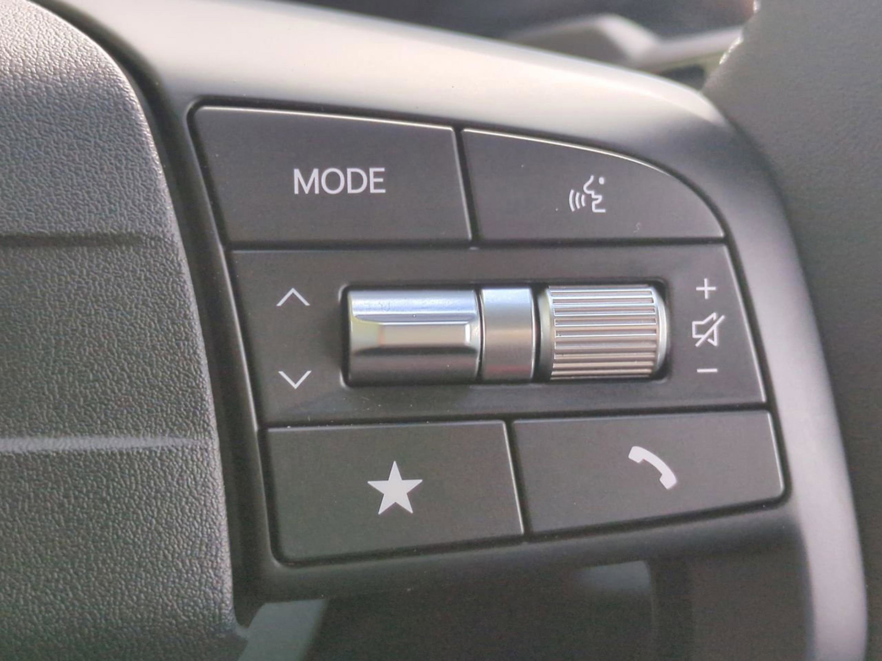 2025 Kia K4 EX photo 20