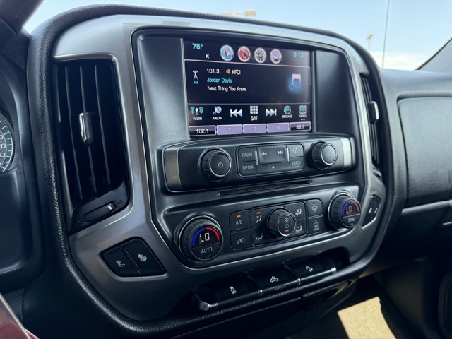 2018 Chevrolet Silverado 1500 LT photo 20