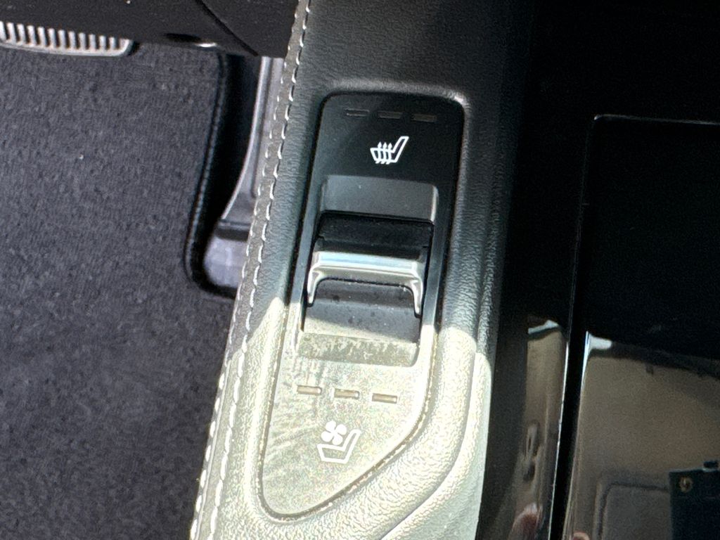 2022 Kia Telluride EX photo 30