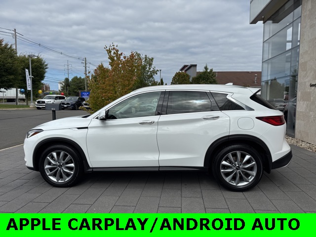 2022 Infiniti QX50 Luxe photo 4