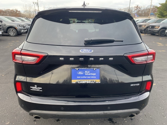 2023 Ford Escape ST-Line photo 4