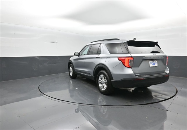 2022 Ford Explorer XLT photo 3