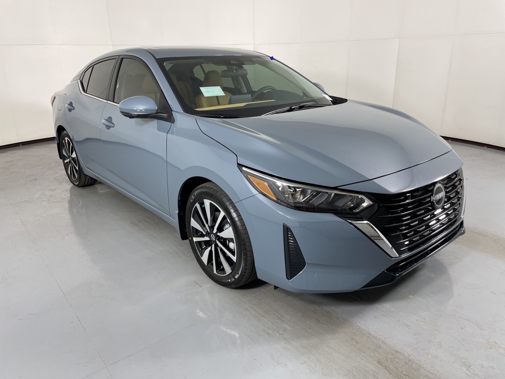 2025 Nissan Sentra SV photo 2