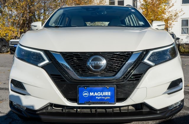 2022 Nissan Rogue Sport SL photo 3