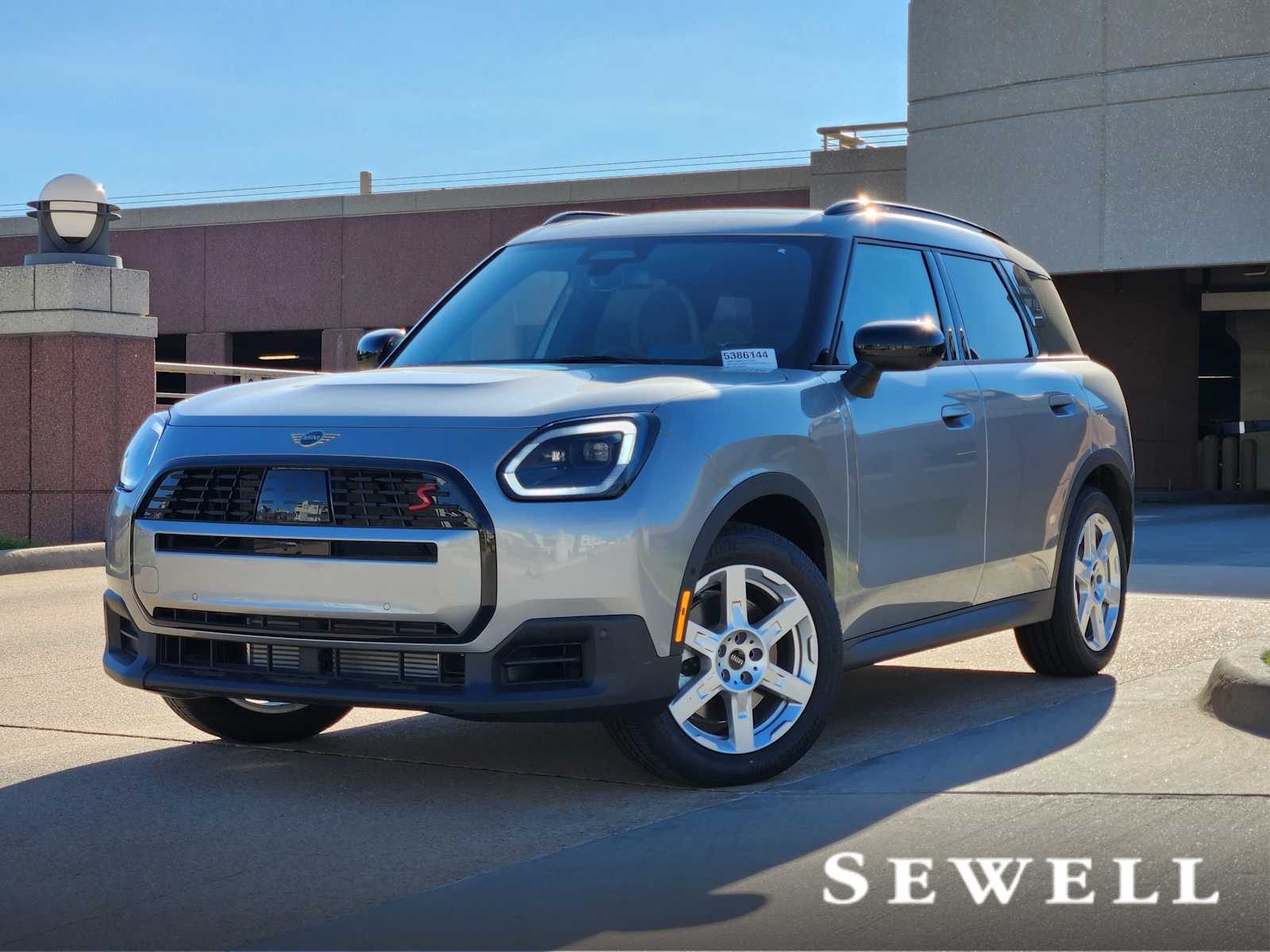 2026 MINI Countryman S's photo