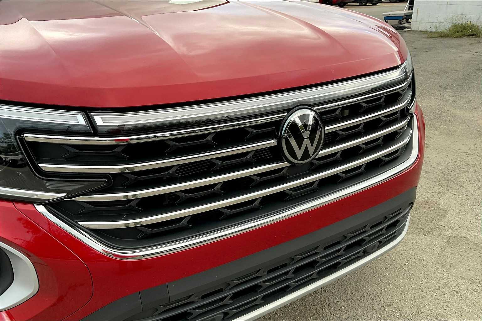 2024 Volkswagen Atlas SE Technology photo 29