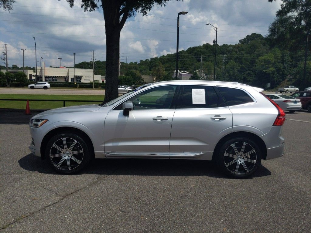 2020 Volvo XC60 T5 Inscription photo 3