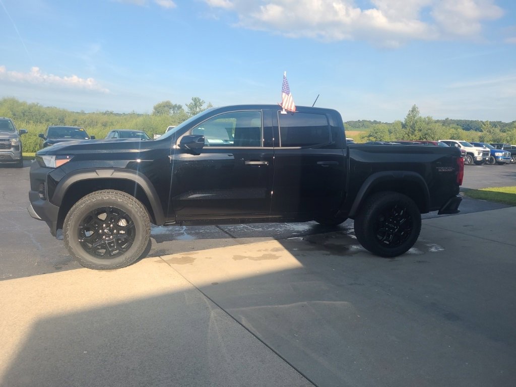 2026 Chevrolet Colorado Trail Boss photo 4