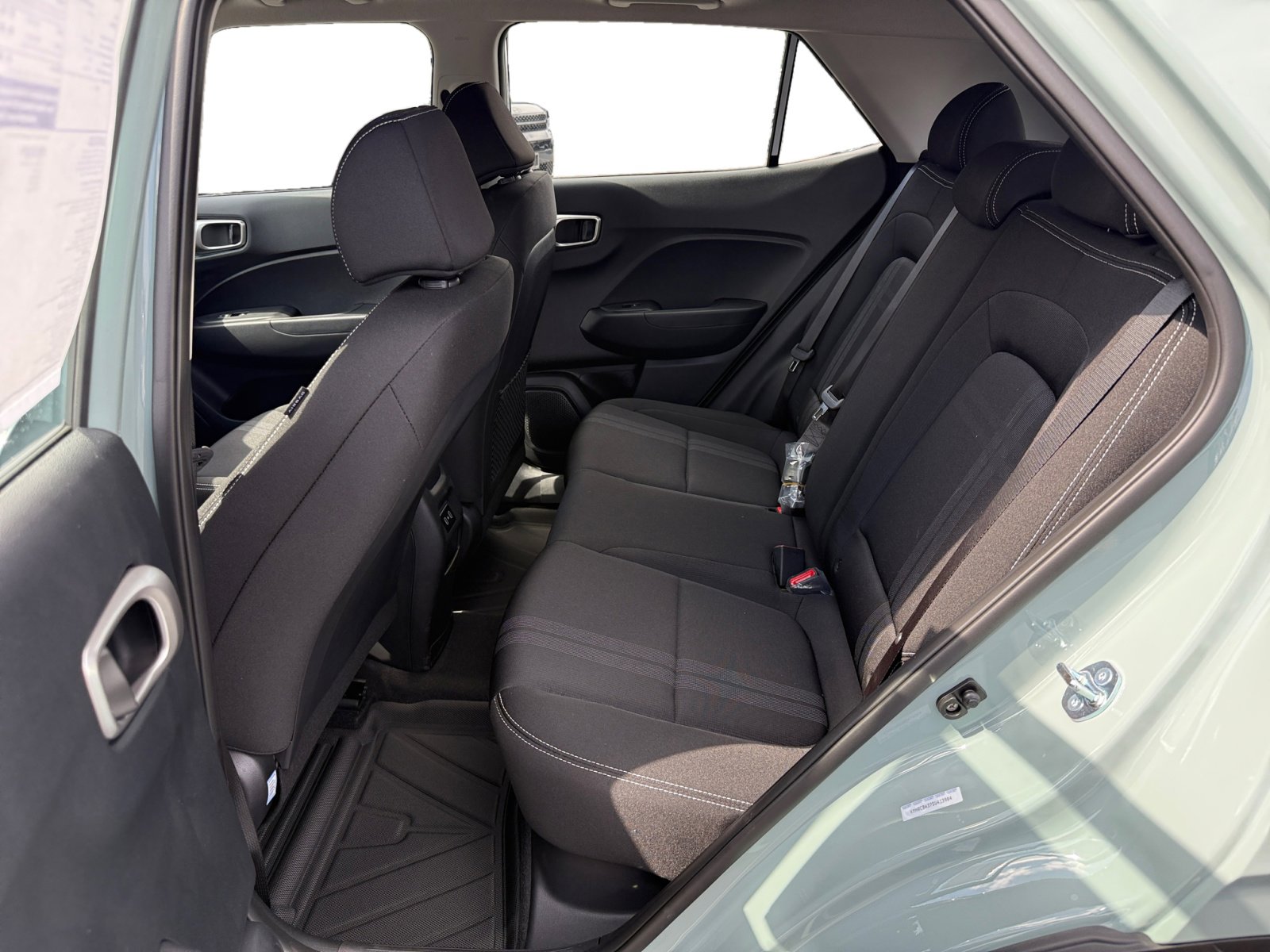 2025 Hyundai Venue SEL photo 15