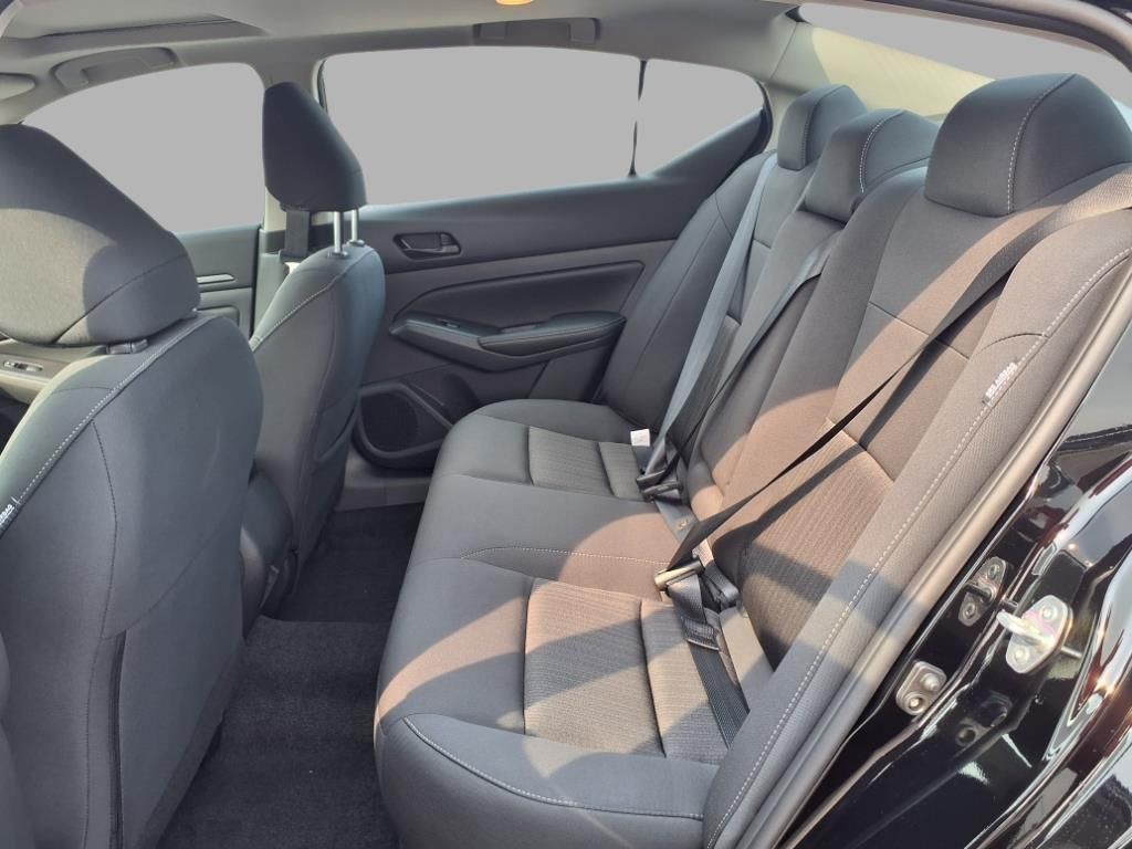 2025 Nissan Altima SV Special Edition photo 19