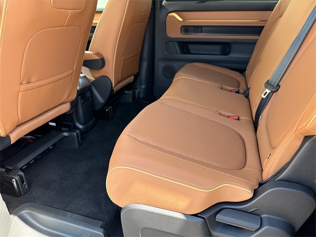 2025 Volkswagen ID. Buzz Pro S photo 30