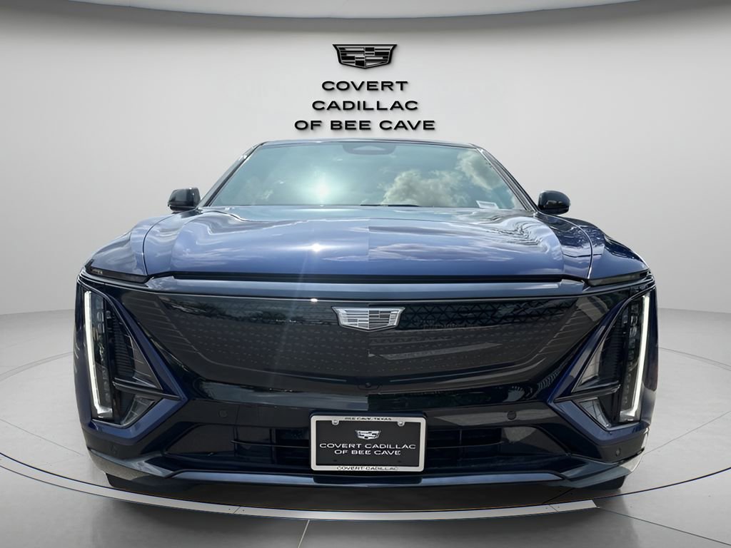 2025 Cadillac Lyriq Sport photo 3