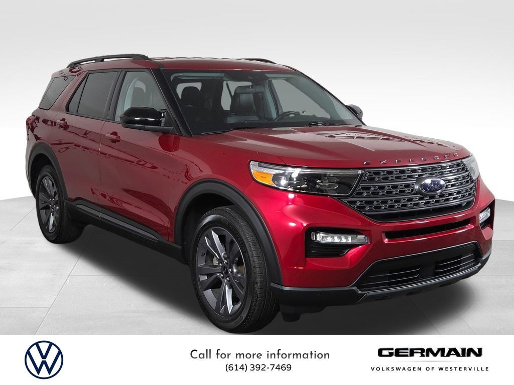 2023 Ford Explorer XLT photo 3