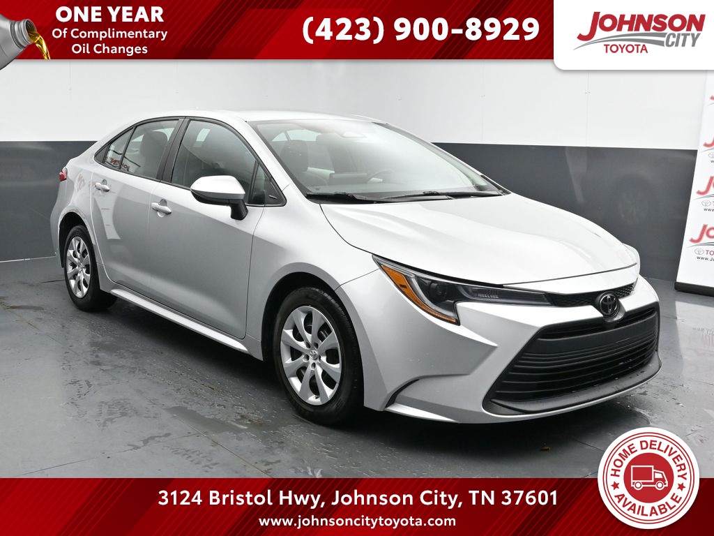 2023 Toyota Corolla LE's photo