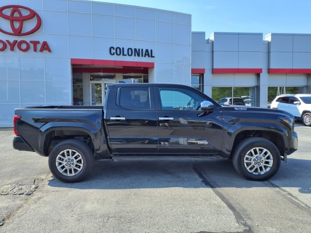 2024 Toyota Tacoma Limited photo 3