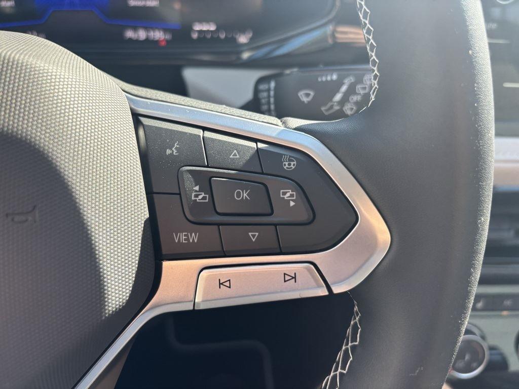 2025 Volkswagen Taos S photo 15