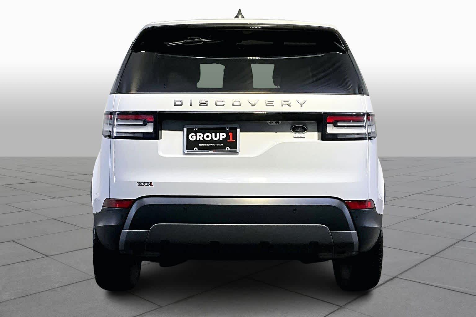 2020 Land Rover Discovery SE photo 4