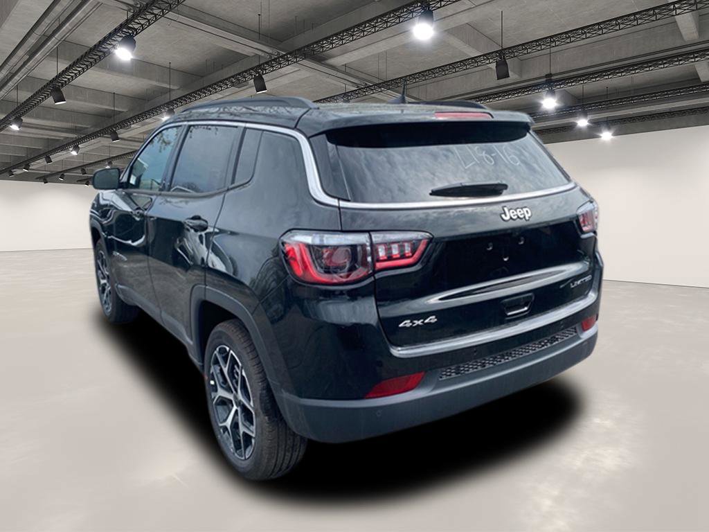 2025 Jeep Compass Limited photo 3