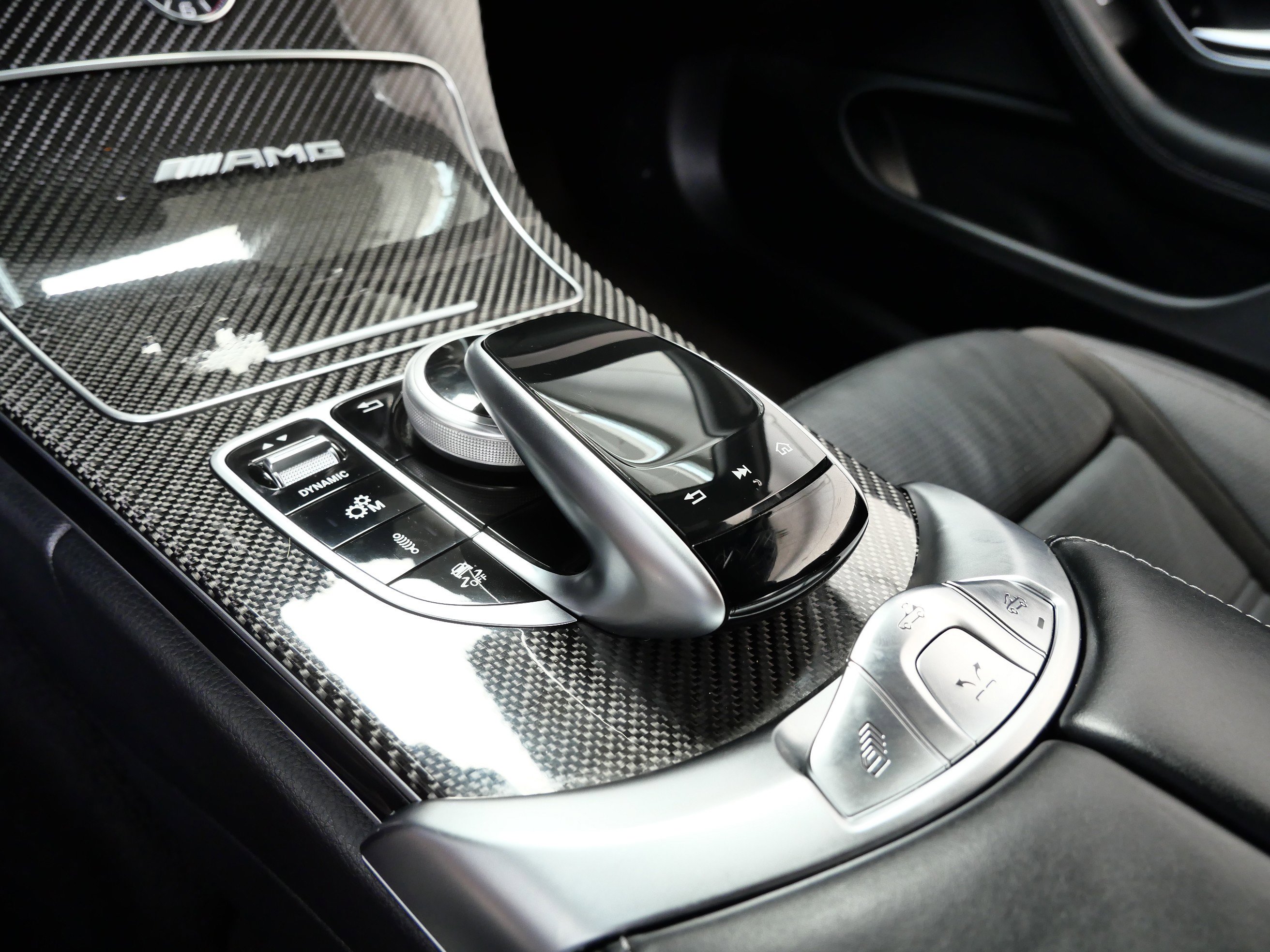 2019 Mercedes Benz C AMG 63 S photo 18