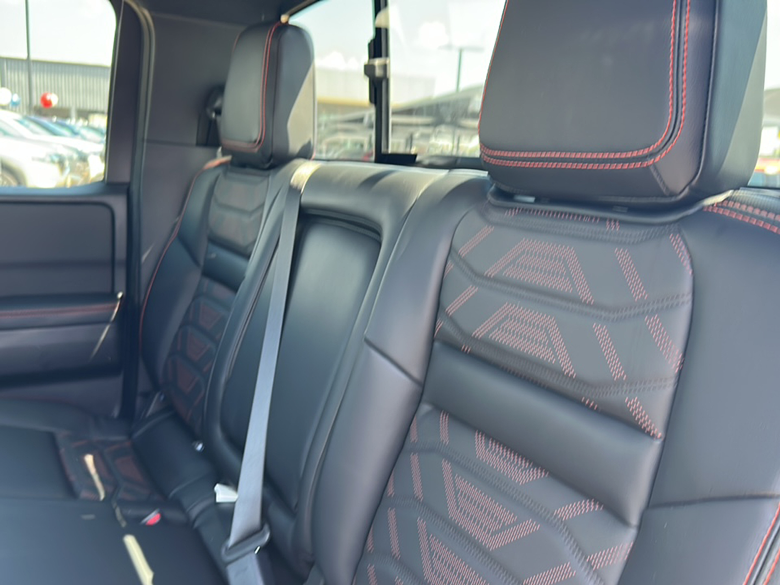 2026 Nissan Frontier Crew Cab PRO-X photo 4