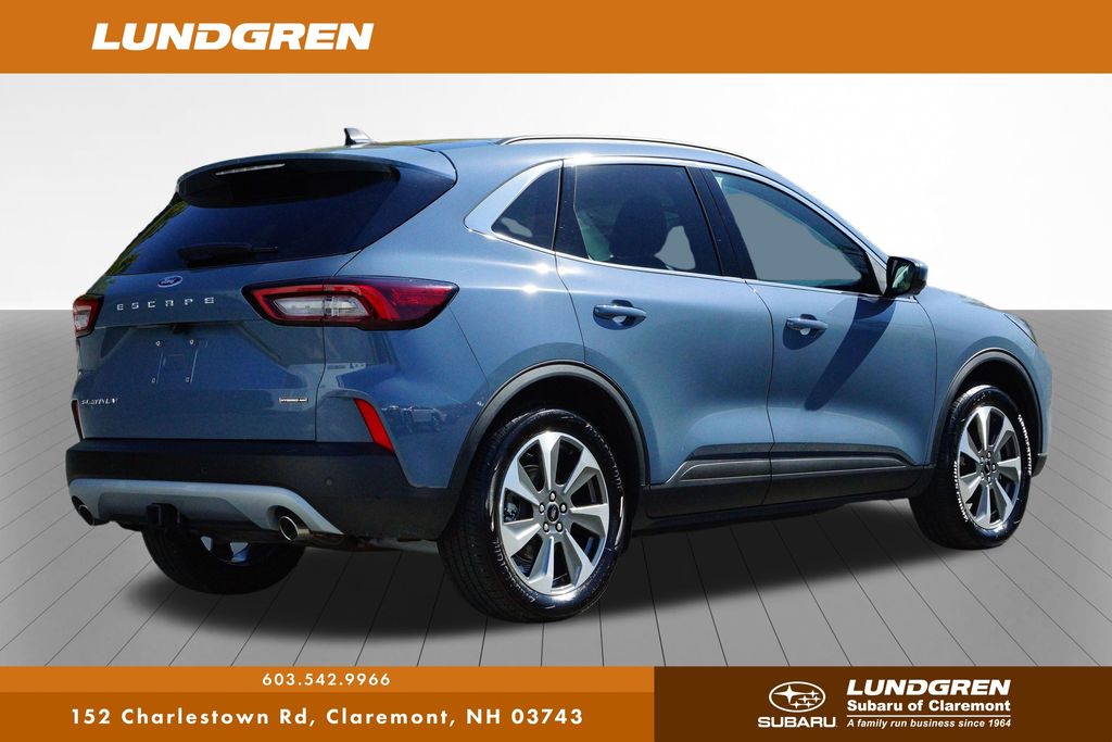 2025 Ford Escape Hybrid Platinum photo 3