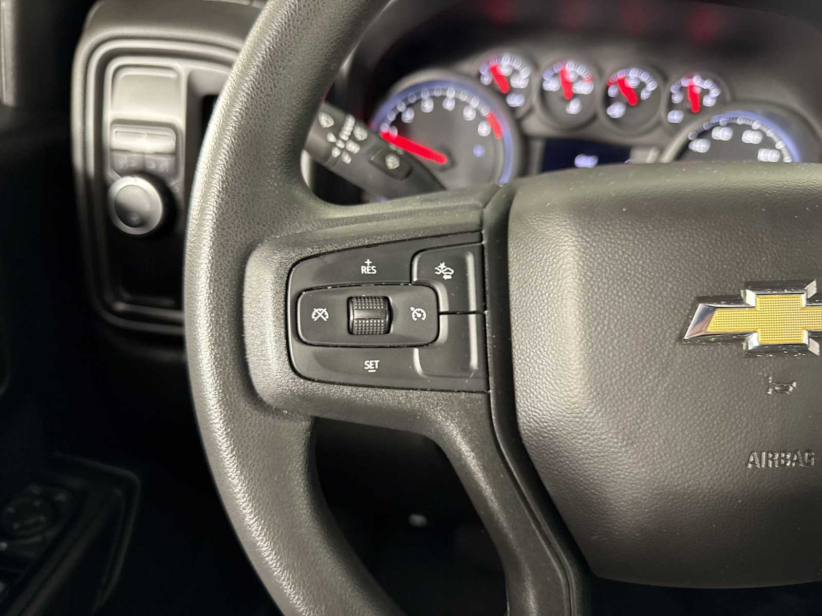 2022 Chevrolet Silverado 1500 Custom photo 15