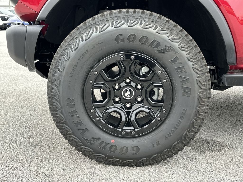 2025 Ford Bronco Badlands photo 9