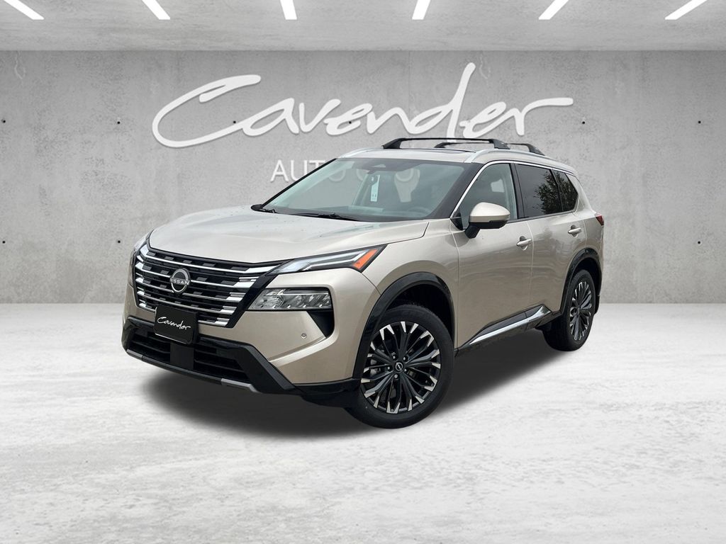 2026 Nissan Rogue Platinum's photo