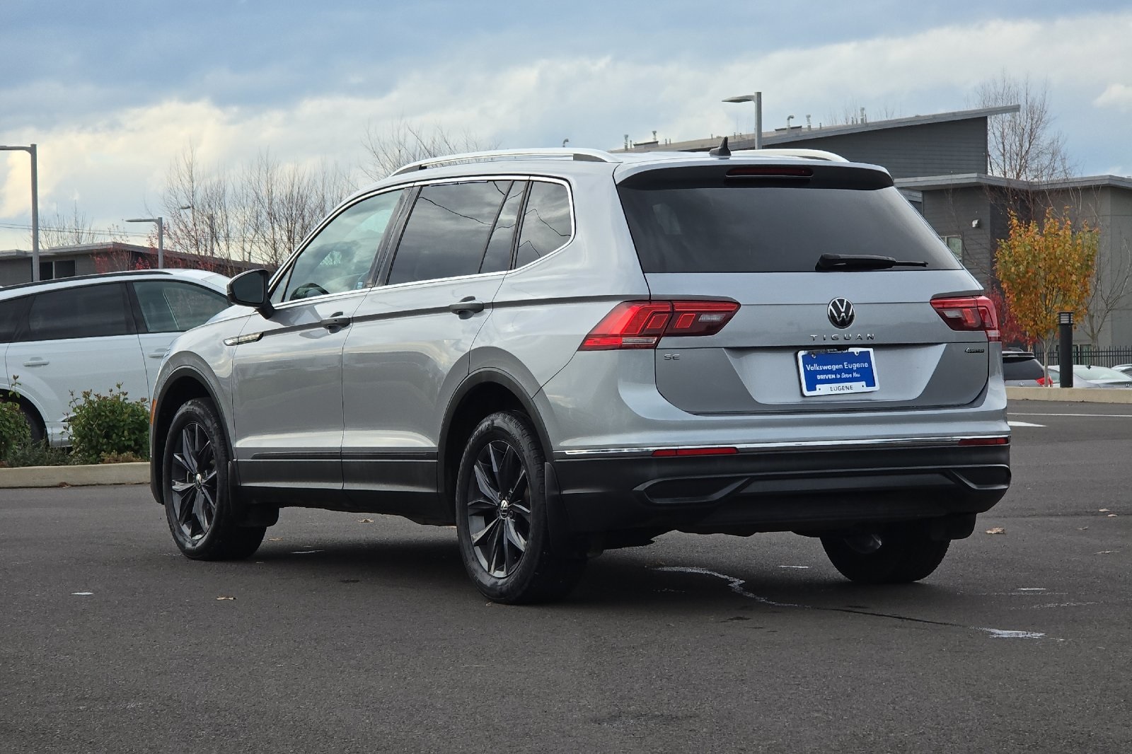 2022 Volkswagen Tiguan SE photo 4