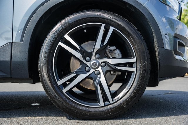 2019 Volvo XC40 R-Design photo 14