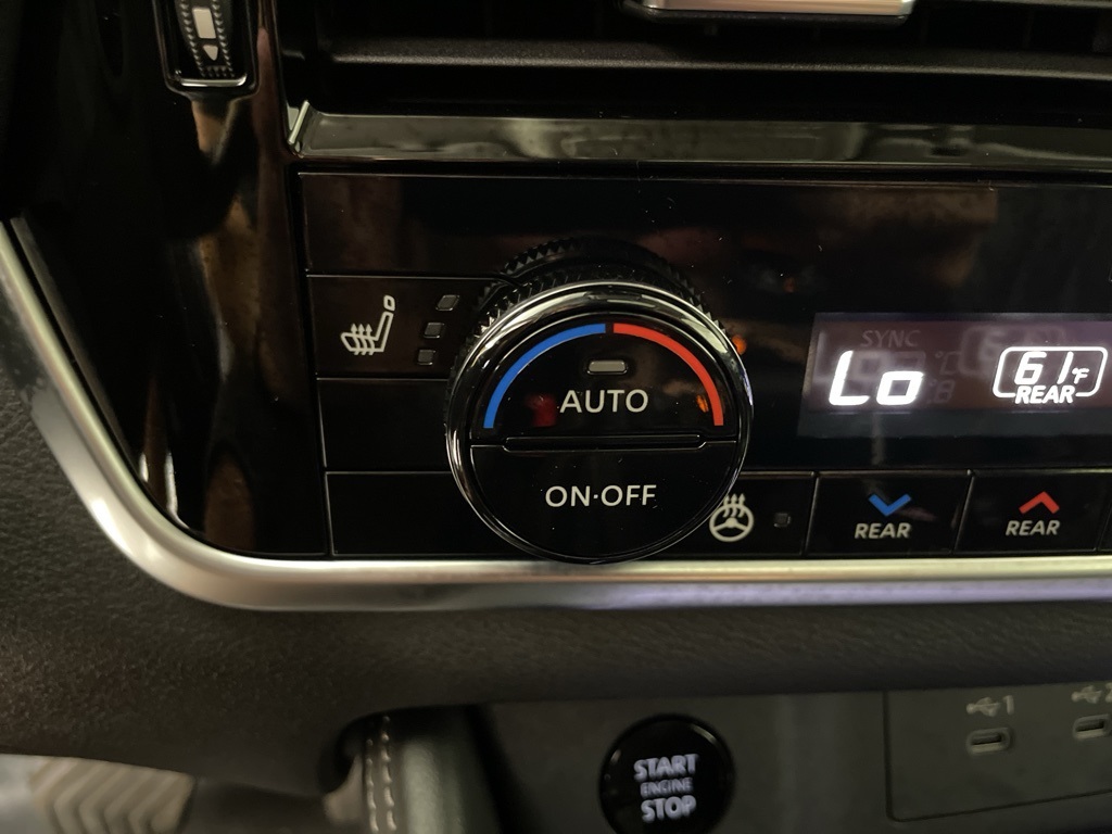 2026 Nissan Rogue Platinum photo 28
