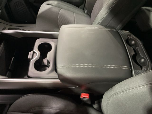 2025 Ram 2500 Big Horn photo 25