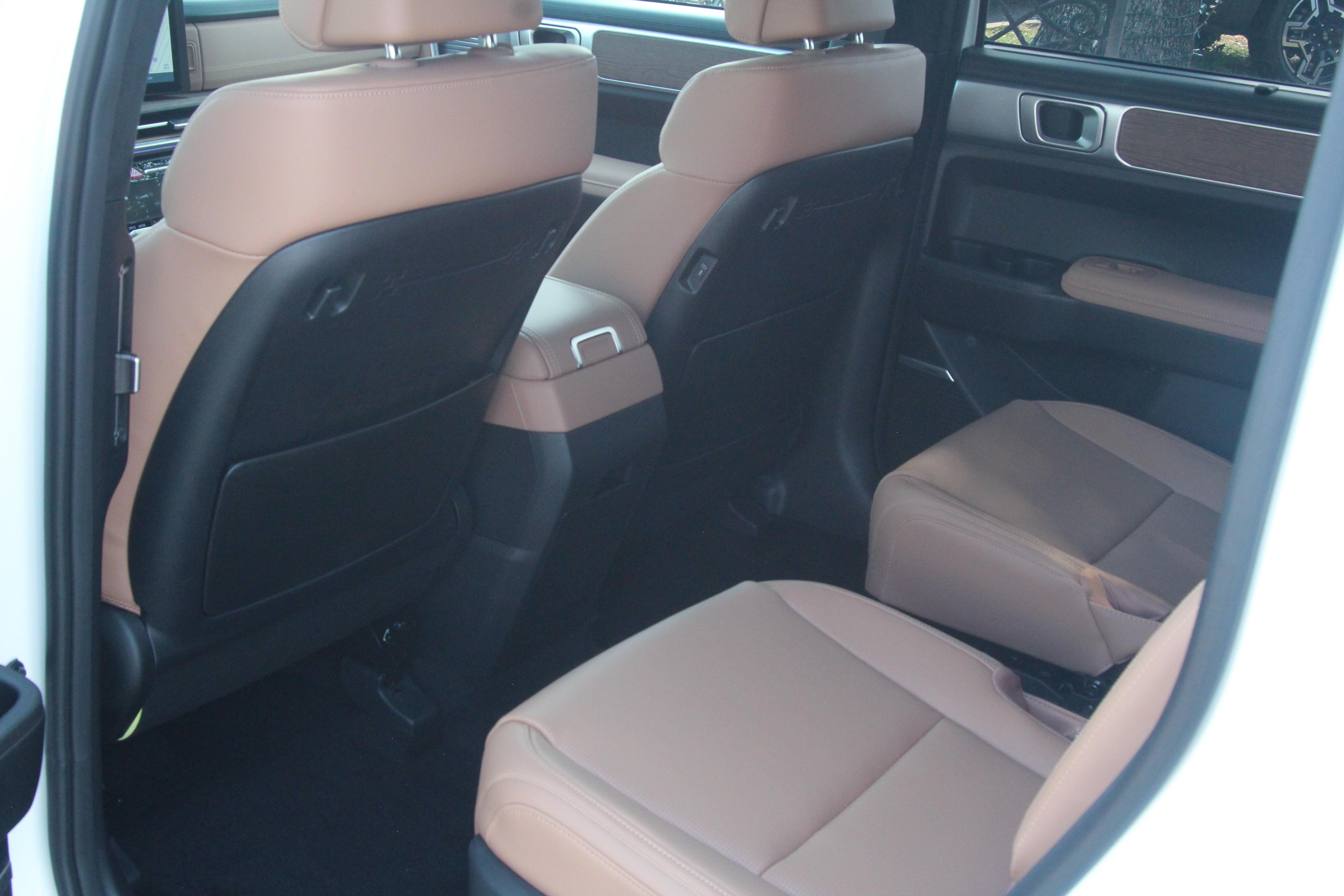 2026 Hyundai Santa Fe Calligraphy photo 10