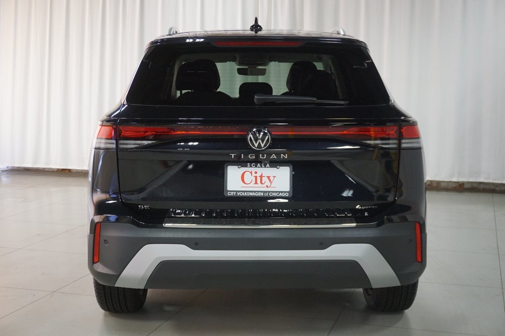 2025 Volkswagen Tiguan SE photo 3