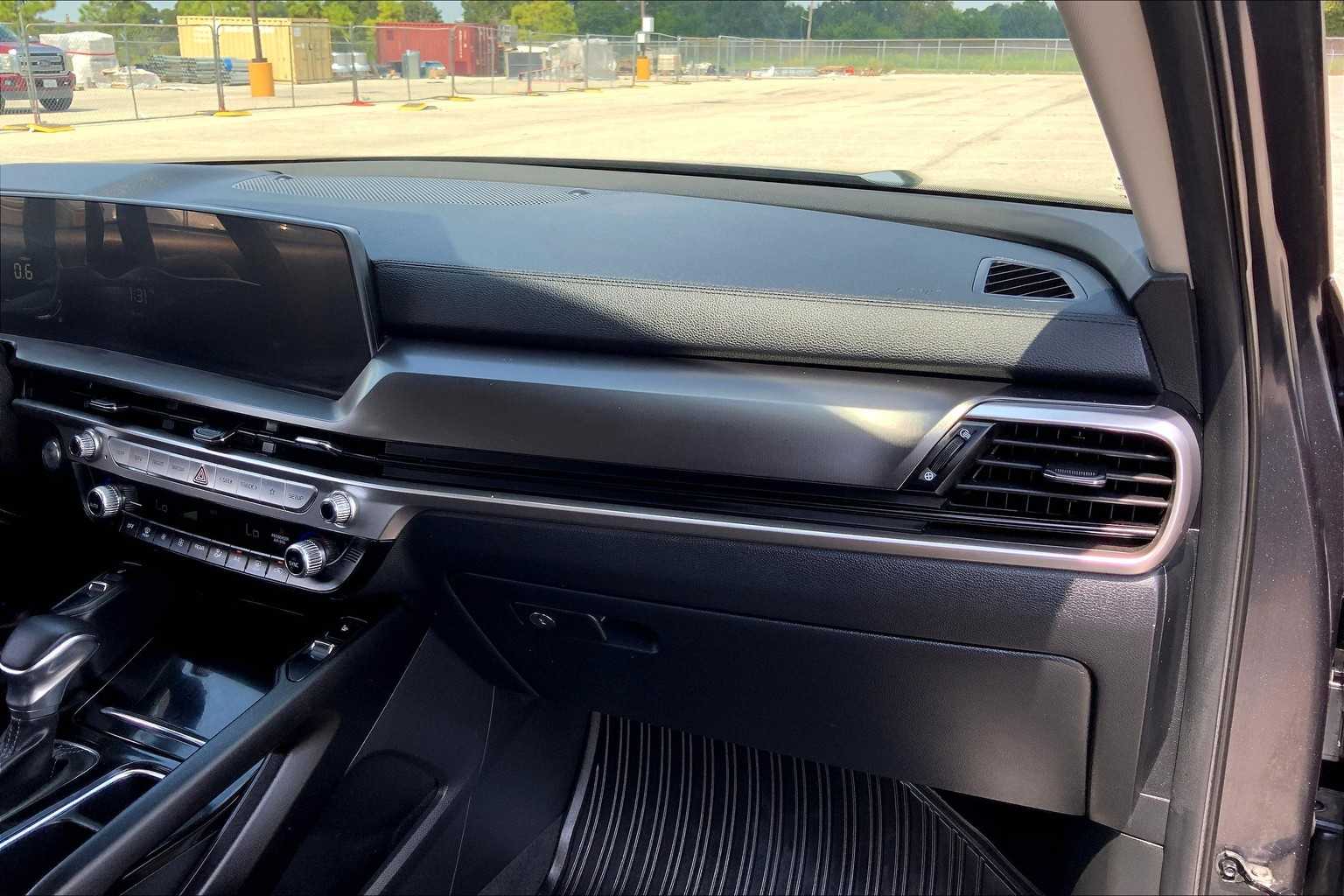 2023 Kia Telluride S photo 15