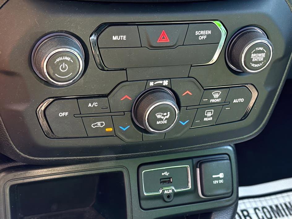 2019 Jeep Renegade Latitude photo 15