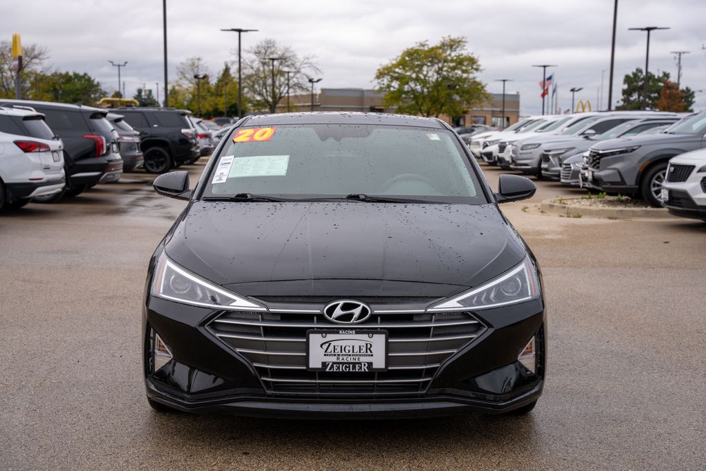 Used 2020 Hyundai Elantra SE with VIN 5NPD74LF1LH619282 for sale in Mount Pleasant, WI