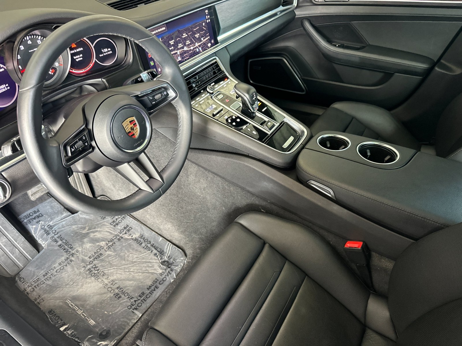 2022 Porsche Panamera 4 Platinum photo 4
