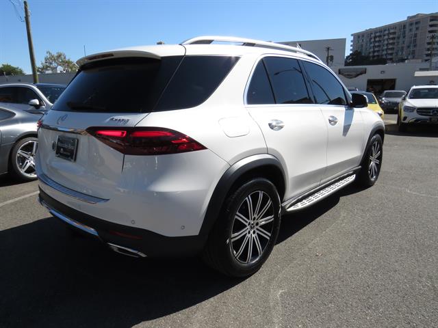 2024 Mercedes Benz GLE 350 4MATIC photo 2