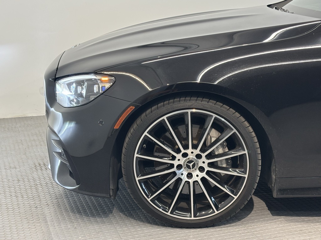 2022 Mercedes Benz E 450 photo 4