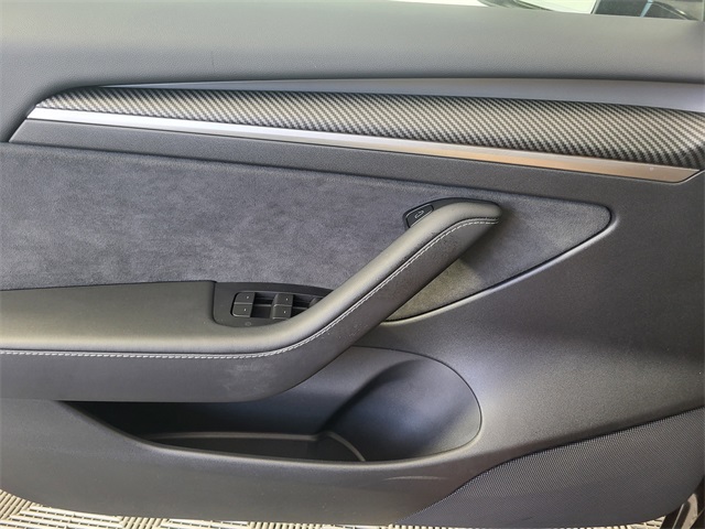 2022 Tesla Model 3 Long Range photo 7