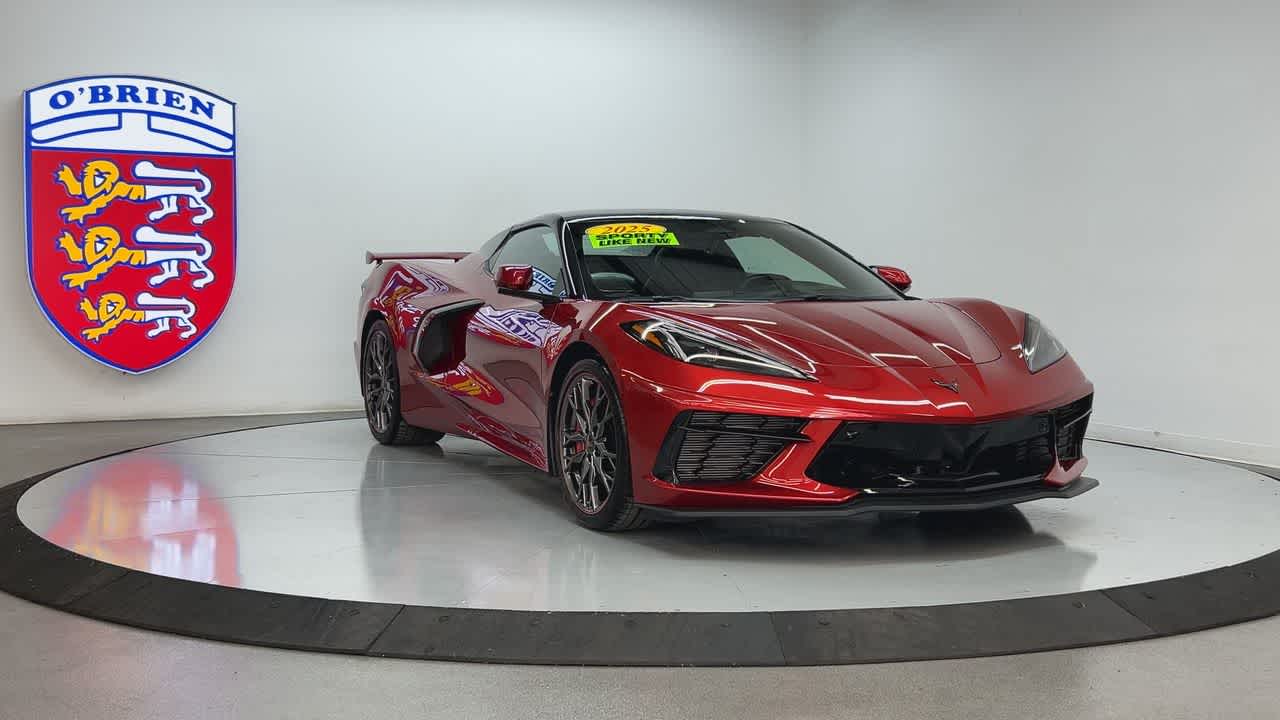 2025 Chevrolet Corvette 3LT photo 2