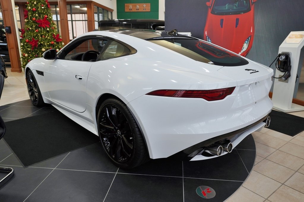 2024 JAGUAR F-TYPE - Image 4