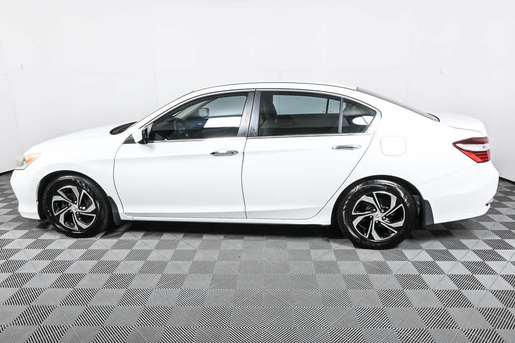 Used 2017 Honda Accord LX with VIN 1HGCR2F39HA087467 for sale in Atlanta, GA