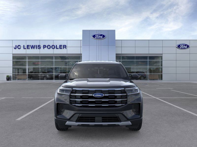 2026 Ford Explorer photo 4