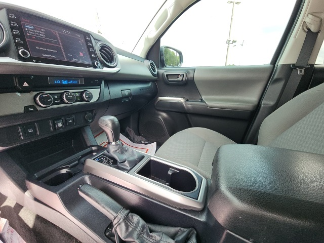 2022 Toyota Tacoma SR5 V6 photo 21