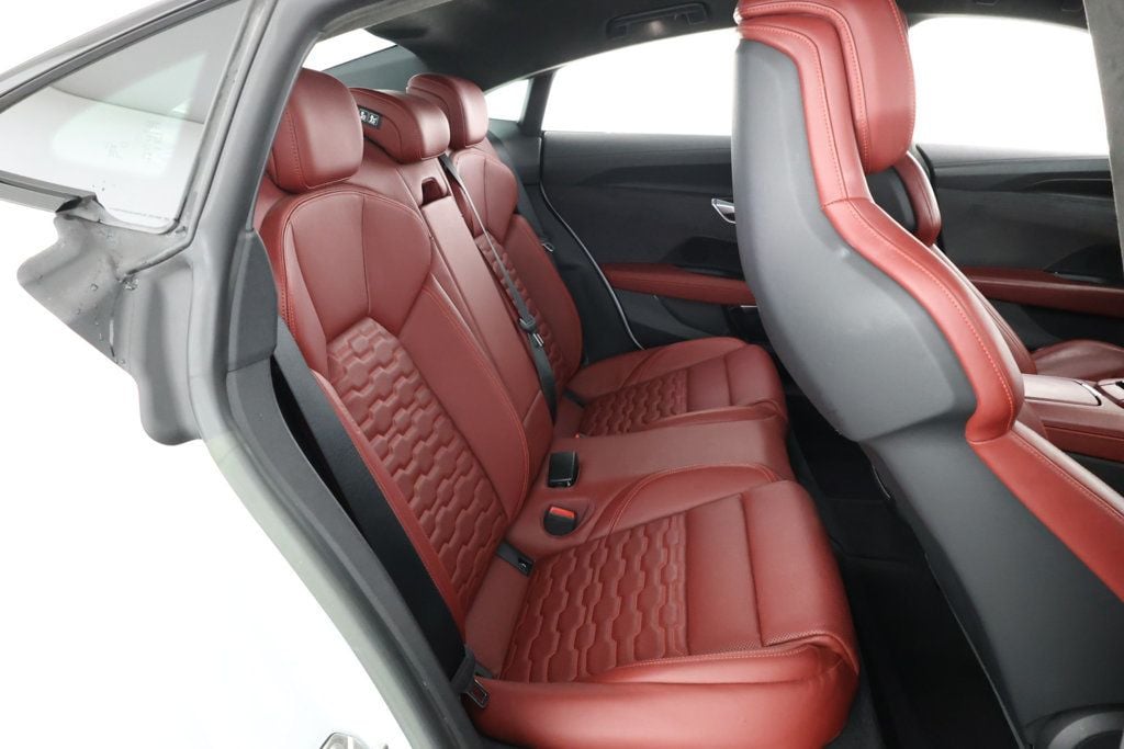 2024 Audi e-tron GT Prestige photo 23