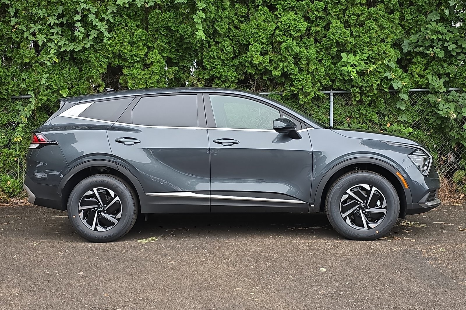 2025 Kia Sportage Hybrid LX photo 4