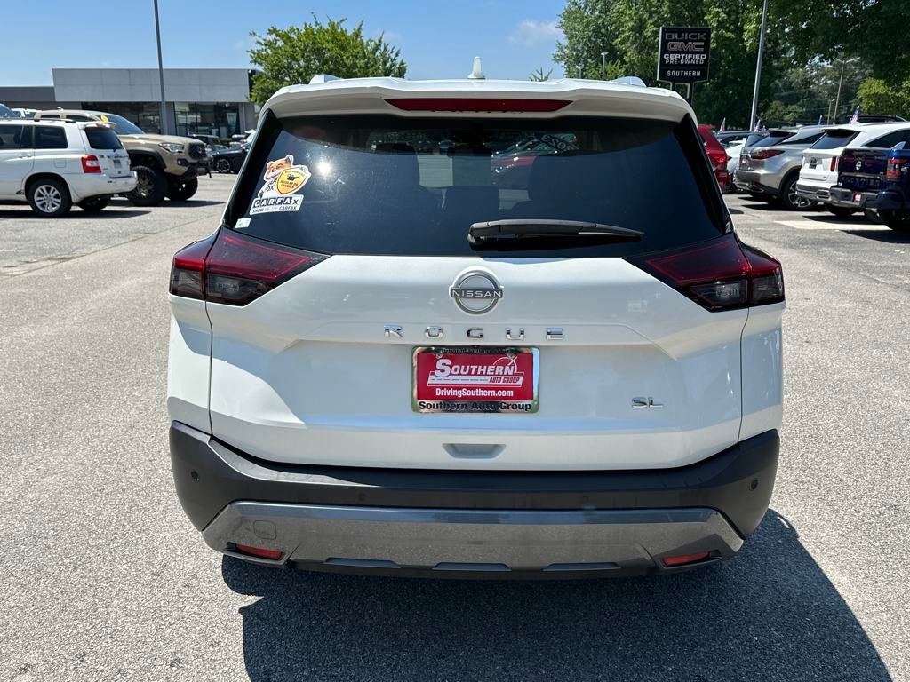 2023 Nissan Rogue SL photo 7